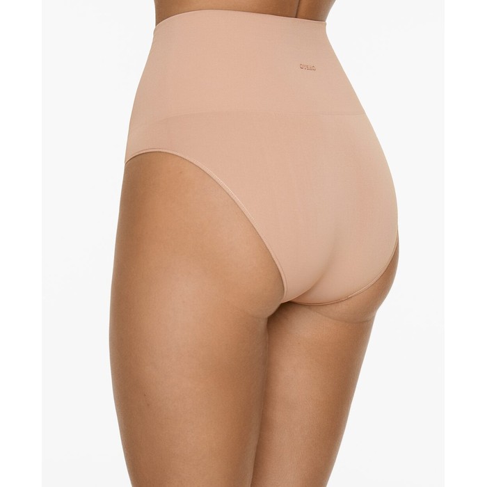 2 бесшовных классических труса средней поддержки soft touch classic