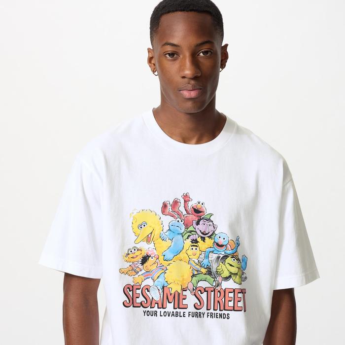 Sesame Street UT / Свободная Футболка цвет: Белый