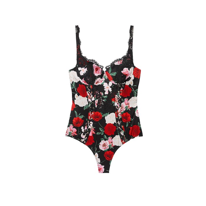 Атласное боди с чашечками, отделанное кружевом, от Atelier Victoria's Secret Noir