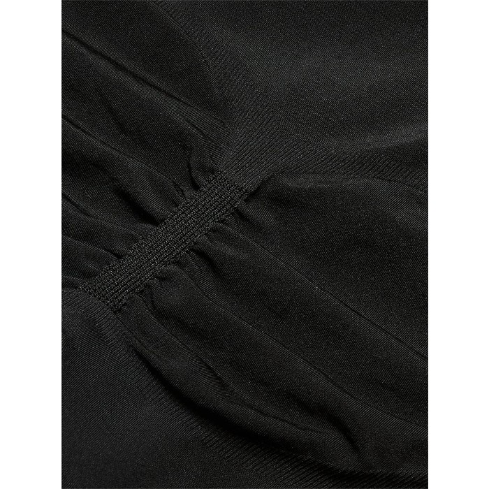 Корректирующее белье от Victoria SeamlessShaping™, шорты до середины бедра.