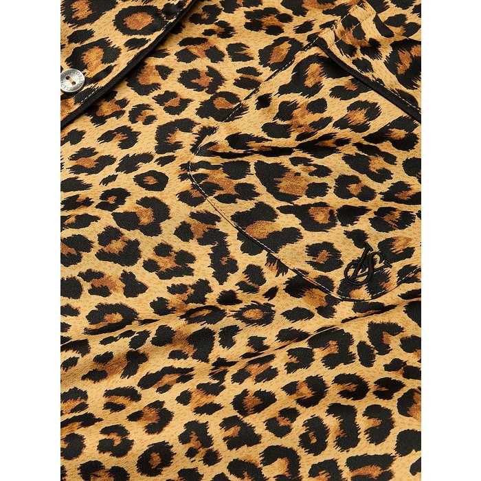 Короткая пижама из блестящего атласа