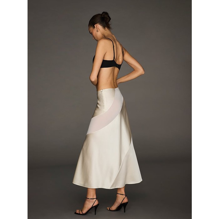 Атласная юбка косого кроя от Atelier Victoria's Secret X Altuzarra